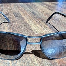 Maui Jim Polarized Aviator Sunglasses