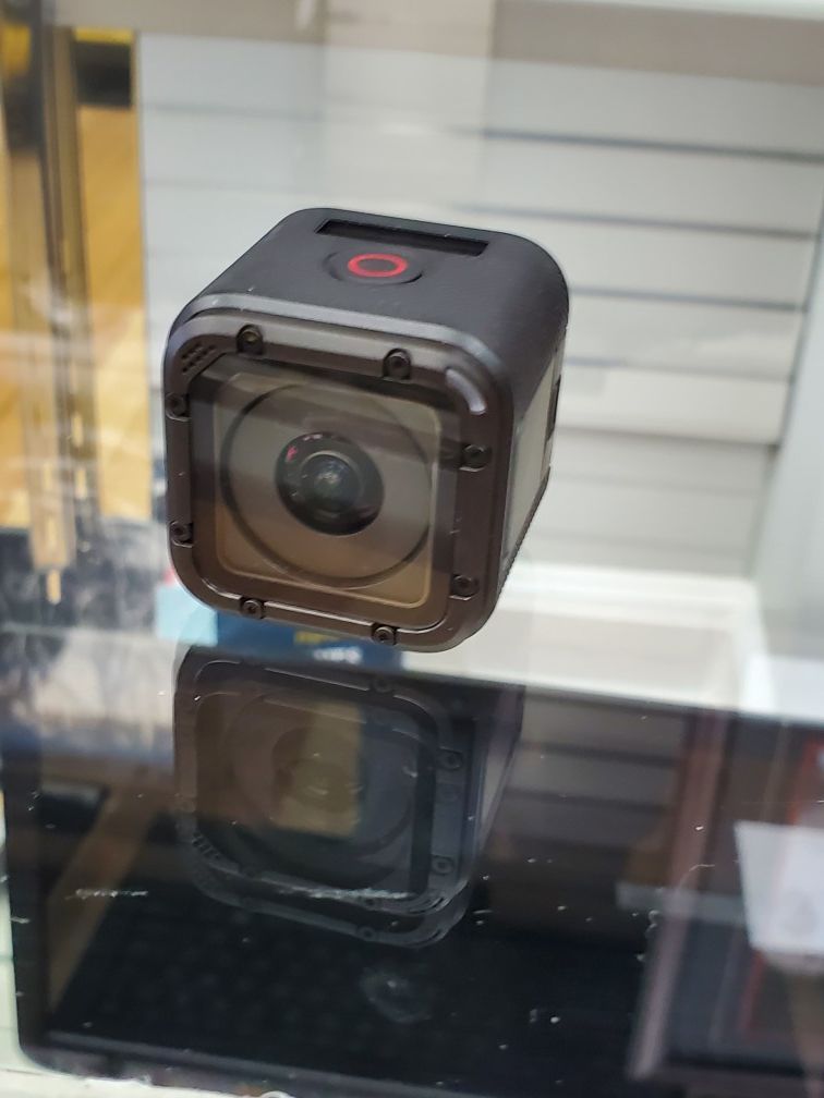 GoPro Session 4 8MP Waterproof Camera Only