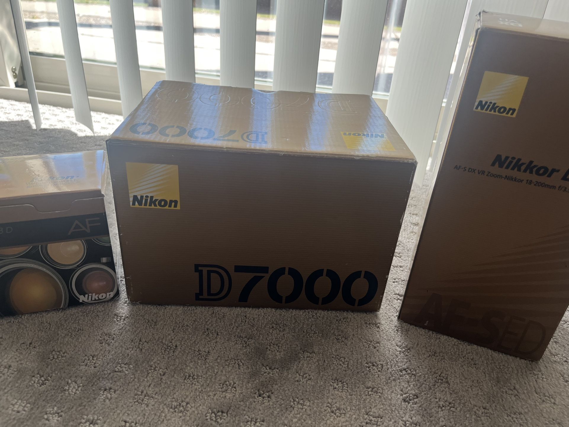 Used Great Nikon Set. D7000 / 50mm F/1.8 D / 18-200mm f/3.5 