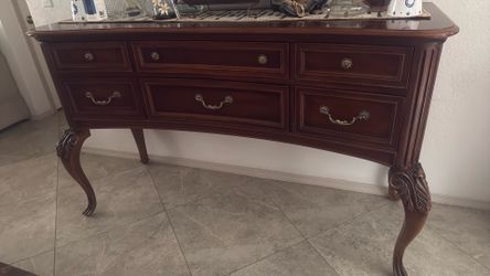 Mueble de madera