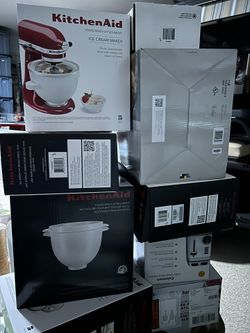 9 Boxes. Need some sturdy boxes to mail something?