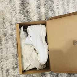 New Balance 202 Sneakers 9.5M 