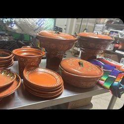 Mexican Plates And Cazuelas 