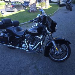 2013 Harley Street glide