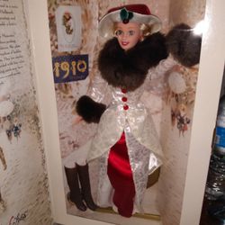 1995 Holiday Memories Barbie