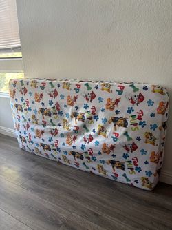 Kids bed