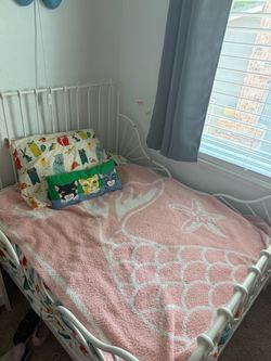 MINNEN White Metal Toddler Bed Frame