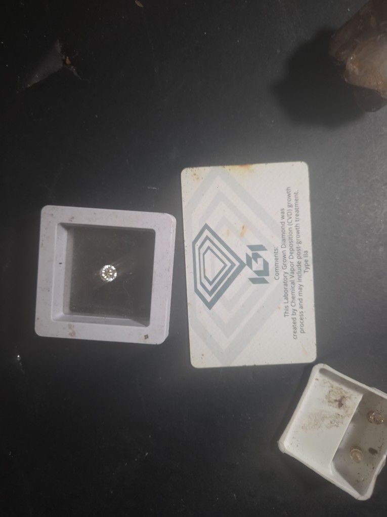 Lab Certifed Diamond 1.09 Ct Tw Willing To Meet Have Cert Card 