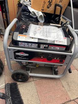Briggs & Stratton 3,500 Running / 4,375 Starting Watt Portable Generator