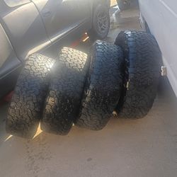 4/285/70/17. Bfgoodrich