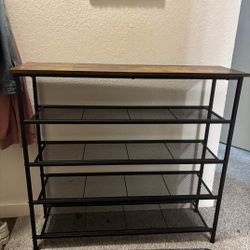 Shoe rack