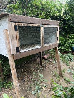 FREE DIY OUTDOOR ANIMAL CAGE