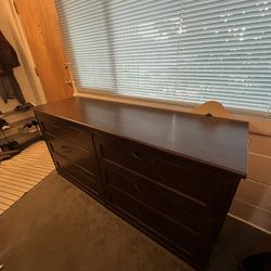 6 Drawer Dresser
