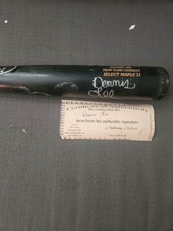 Dennis Lee NY Yankees Signed Select Maple 33 Bat
