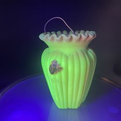 HTF Vintage Fenton Glass Satin Uranium Burmese Hand Painted Vase 5” VG