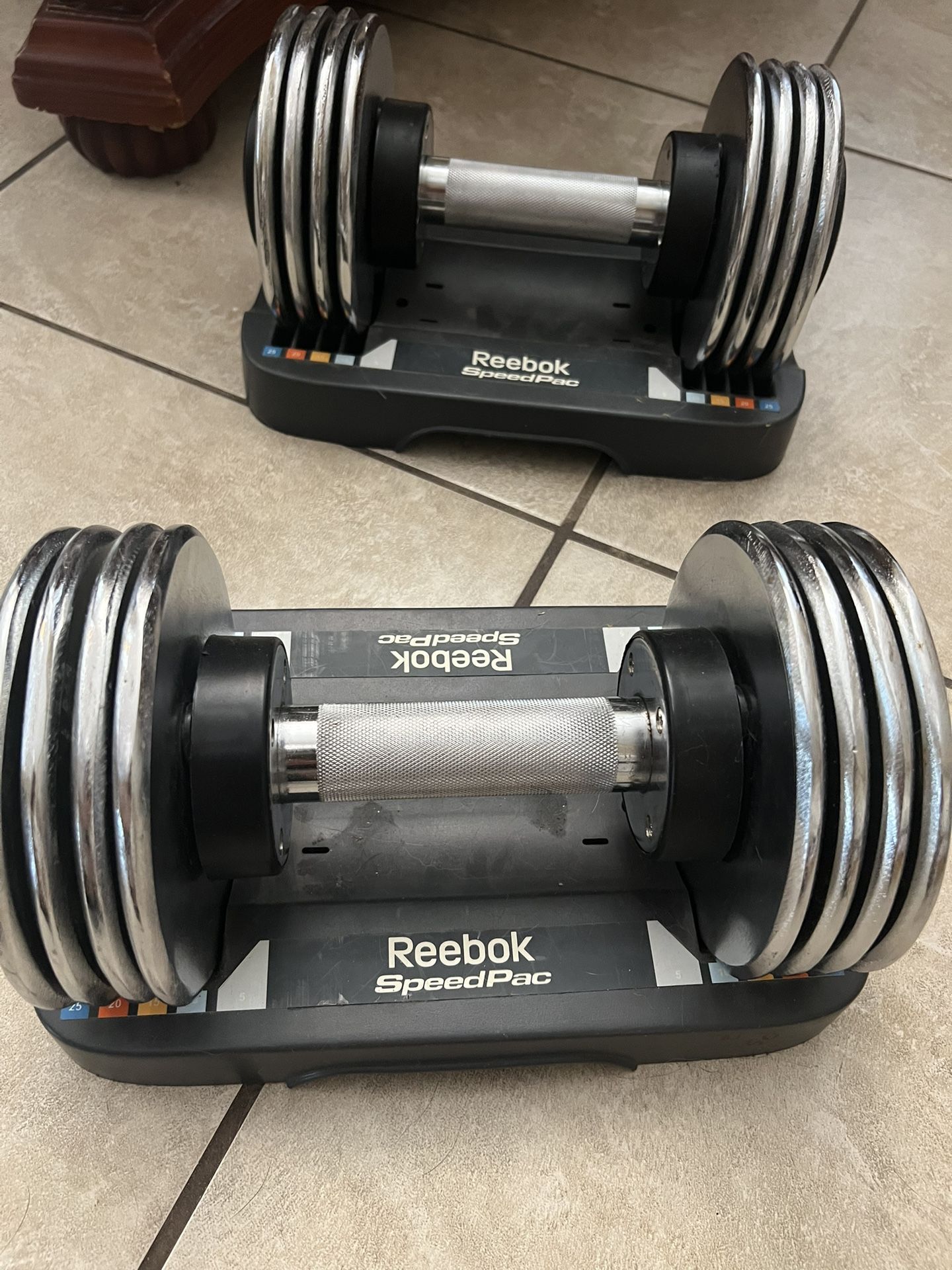 DUMBBELLS ADJUSTABLE