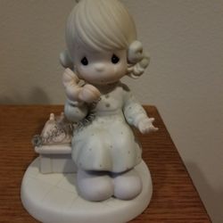 Precious Moments Tell It To Jesus 521477 - 6"