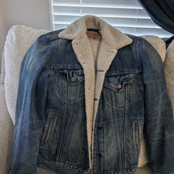 Levi’s Denim Sherpa Jacket (Dark Wash) - Size SM
