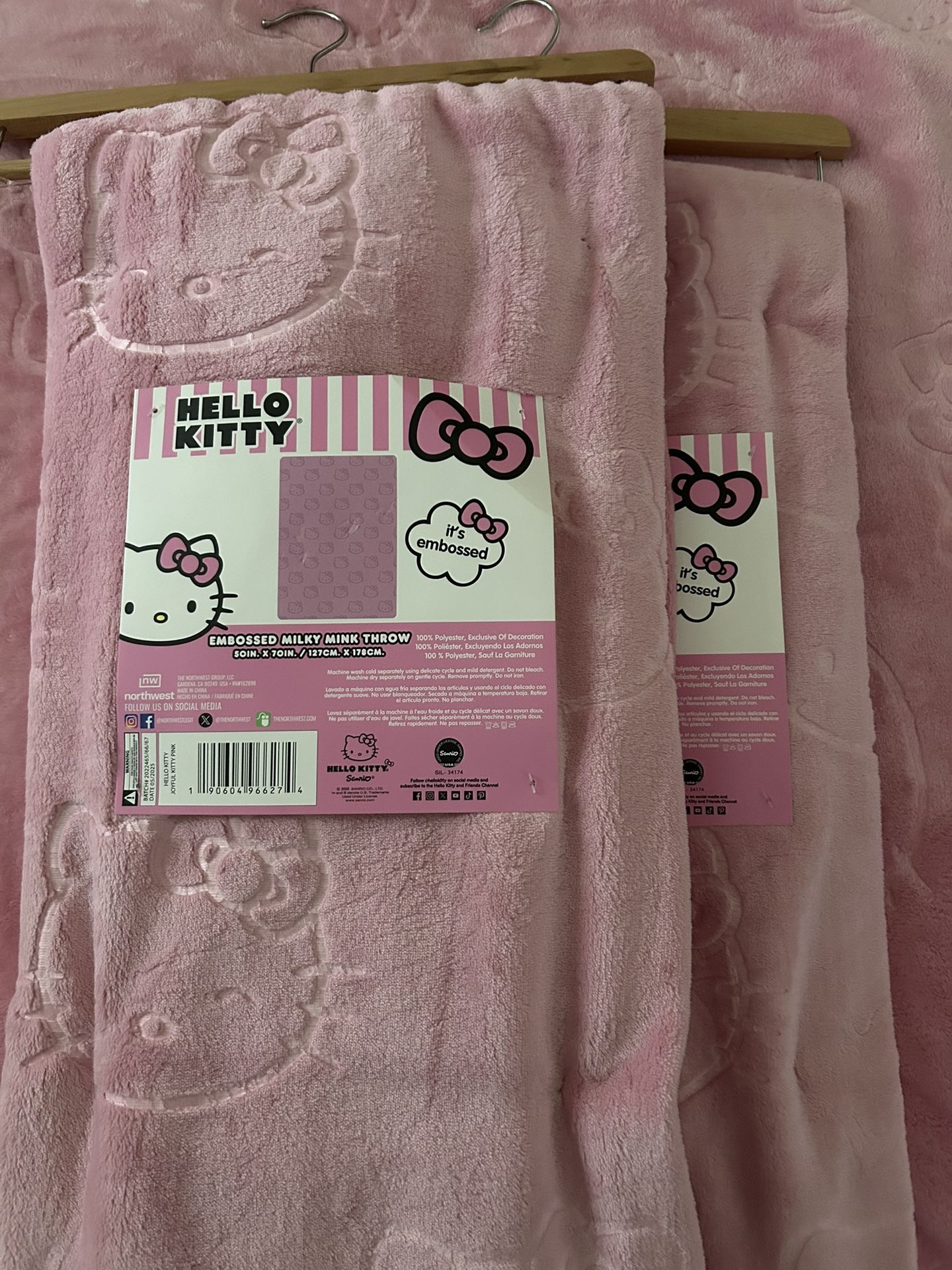 hello kitty blanket