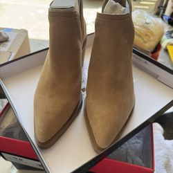 Vince Camaro Boots, sz 10, New In Box