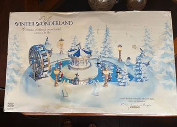 Trend masters 1997 Christmas Magic Winter Wonderland Musical Ice-Skating Carnival