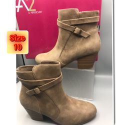 Aerosoles Women’s Taupe Comfortable Ankle Boot Size 10