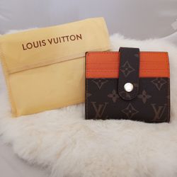 High Quality Fashion Wallet With Dust Bag An Orange Detail
