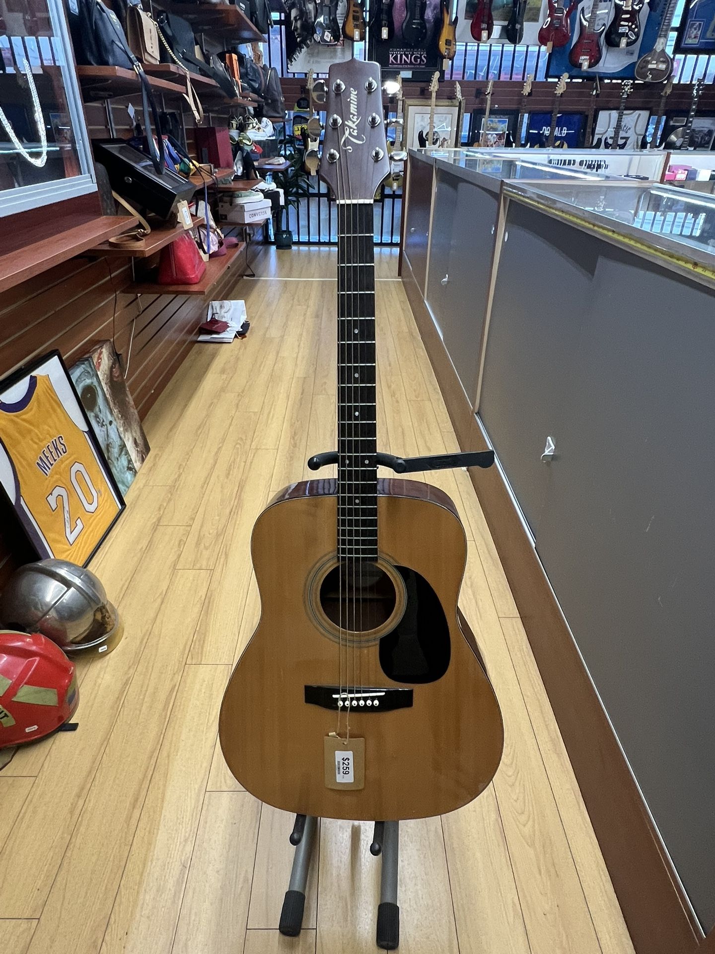 Takamine GS330S acoustic