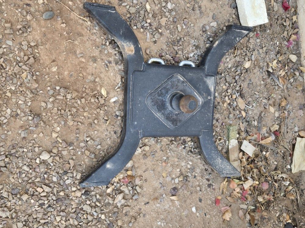 Curt Goose Neck Removable Receiver Hitch