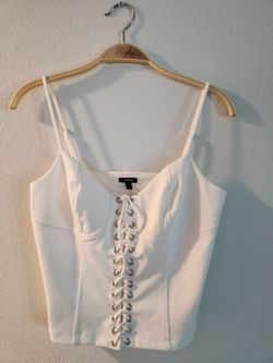 beautiful blouse from the brand EXPRESS