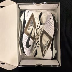 Nike Alpha Menace Pro Football Cleats