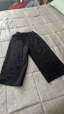 Lululemon cropped pants