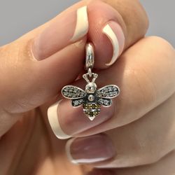 Brand New Sterling Silver 925 Bee Charm