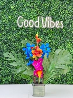 Tropical Hawaiian Floral Decor