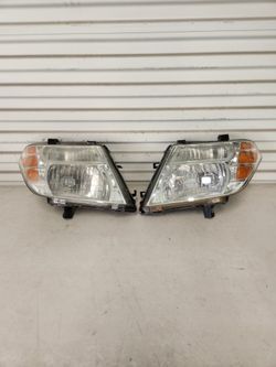 2008 To 2012 Nissan Pathfinder Headlights 