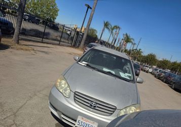 Toyota corolla 2003 smogged clean title
