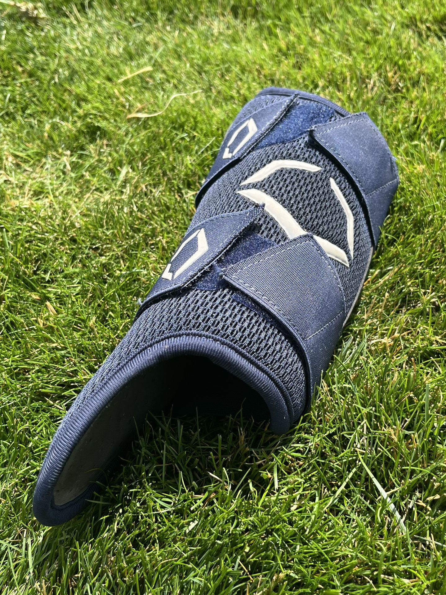 EvoShield Baseball RH leg guard
