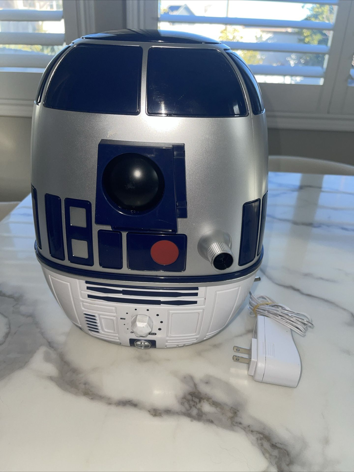 Disney Star Wars R2D2 Ultrasonic Cool Mist Humidifier EMSON 9745D