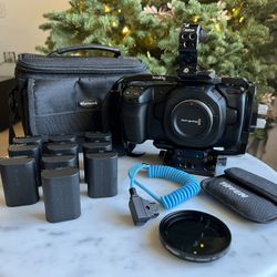 Blackmagic Design Pocket Cinema Camera 4K + EXTRAS!