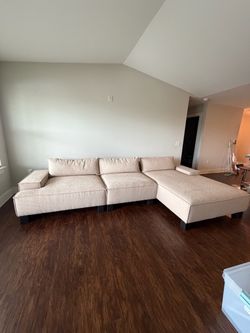 AllModern Daphne Sectional