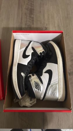 Jordan 1 Retro High OG Silver/Black