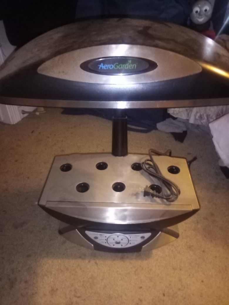 Aero Garden Hydroponics System Brand New