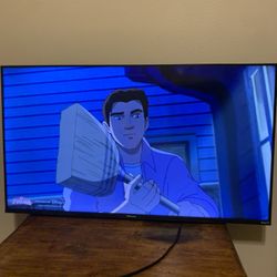 40 In Hisense Tv With Wall Piece