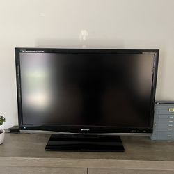 Sharp AQUOS 42 inch TV - NICE!!