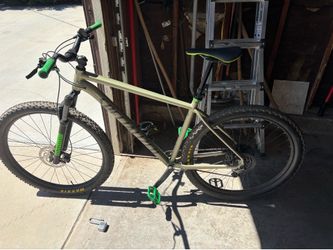 2025 specialized Rockhopper Comp