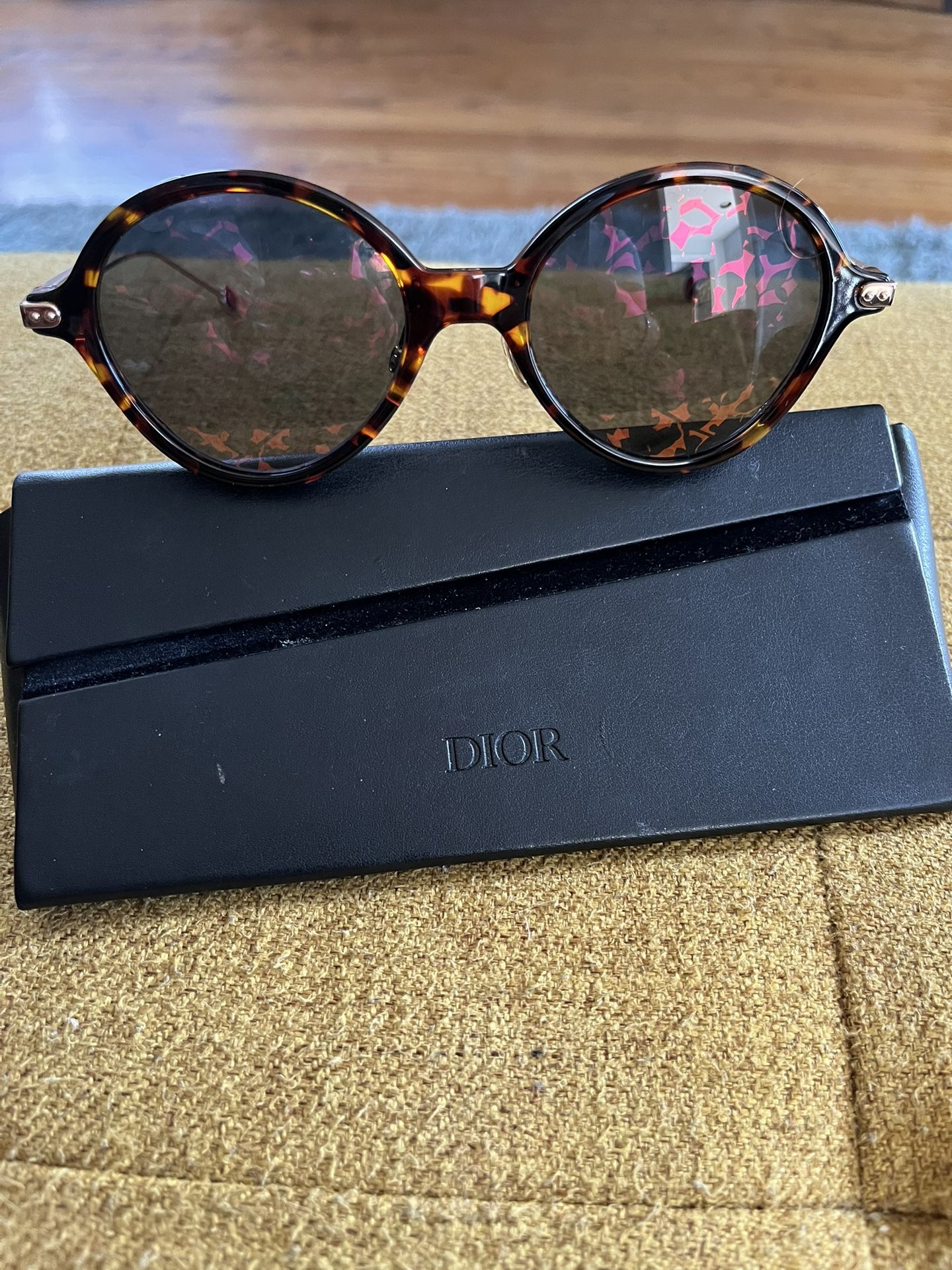 Sunglasses 