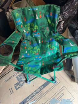 2 kids outdoor chairs. Used twice