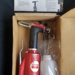 Dayton Pneumatic Air Riveter 