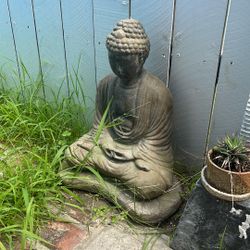 Stone Buddha statue, 18" high, free