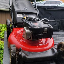 Working Lawn Mower ( Can Deliver)